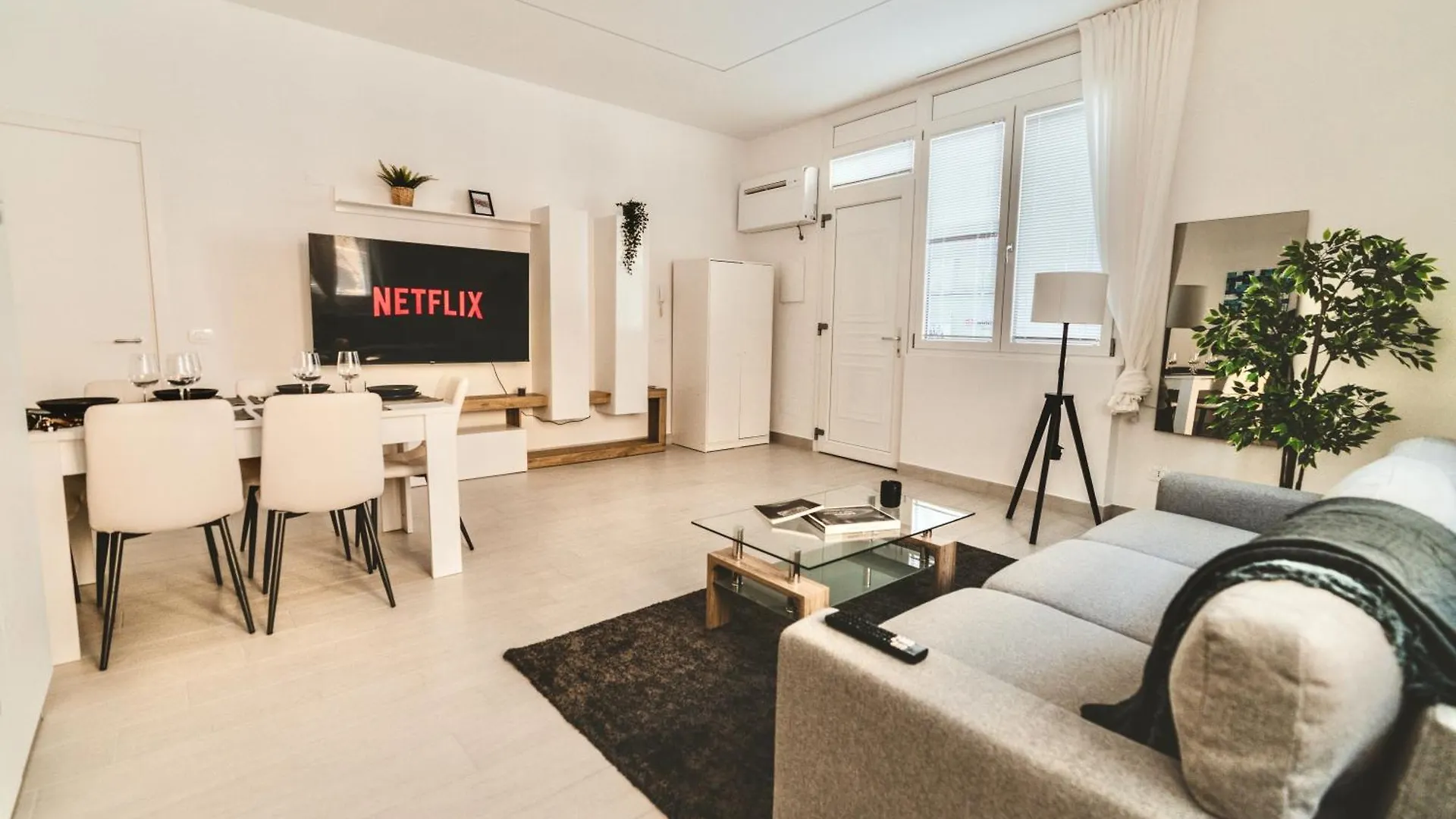 Exclusive Luxury Home With Private Parking Ravenna 0*,